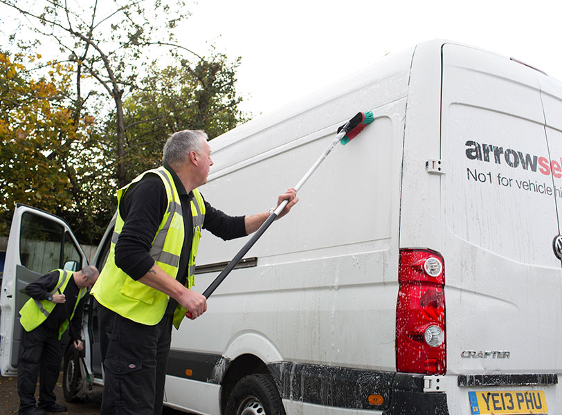 Arrow selfdrive van washing